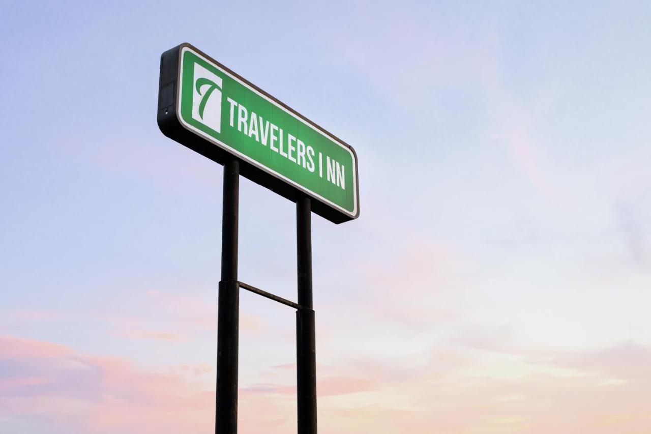 Travelers Inn Медфорд Екстериор снимка