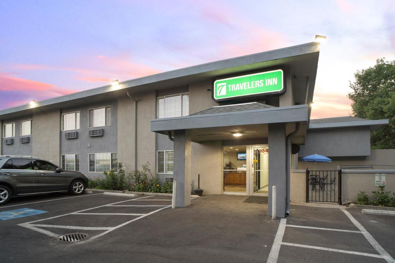Travelers Inn Медфорд Екстериор снимка